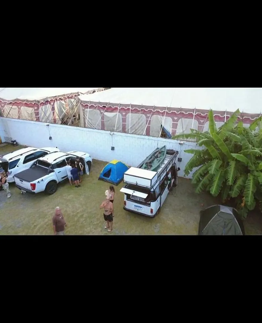 פנייה Cabana Com Ar Condicionado E Area De Cozinha E Banheiro Compartilhado A 10 Minutos Do Parque Beto Carrero