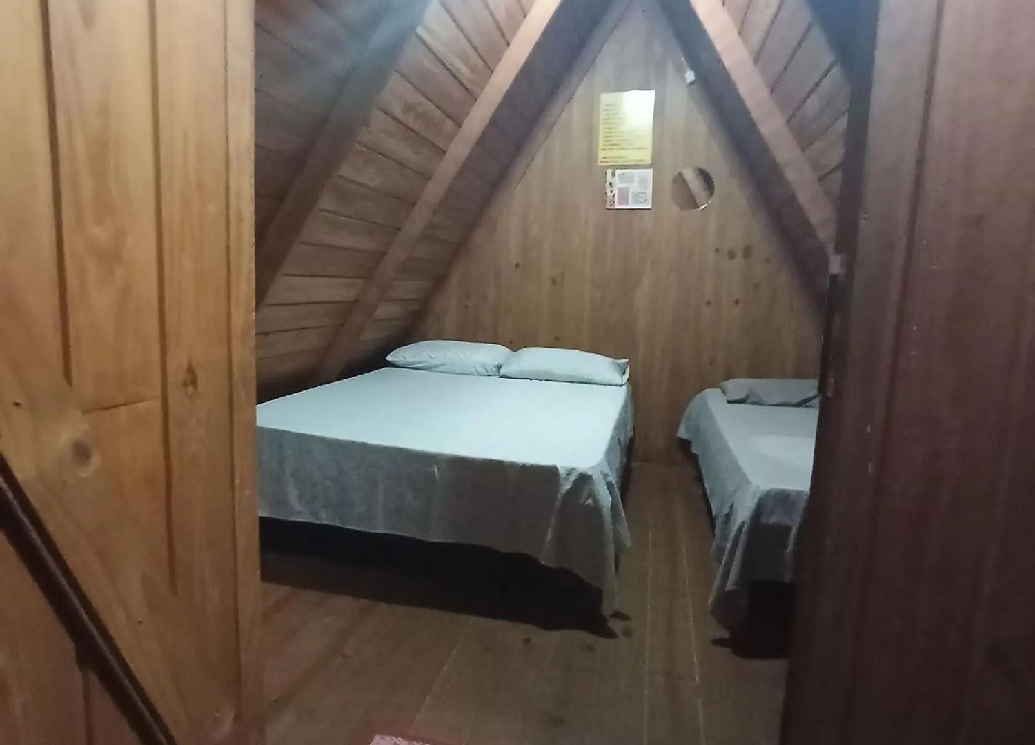 פנייה Cabana Com Ar Condicionado E Area De Cozinha E Banheiro Compartilhado A 10 Minutos Do Parque Beto Carrero